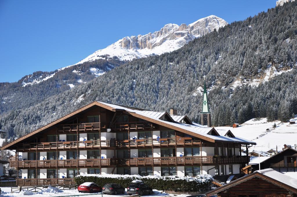 Residence Anda Pozza di Fassa Exteriér fotografie
